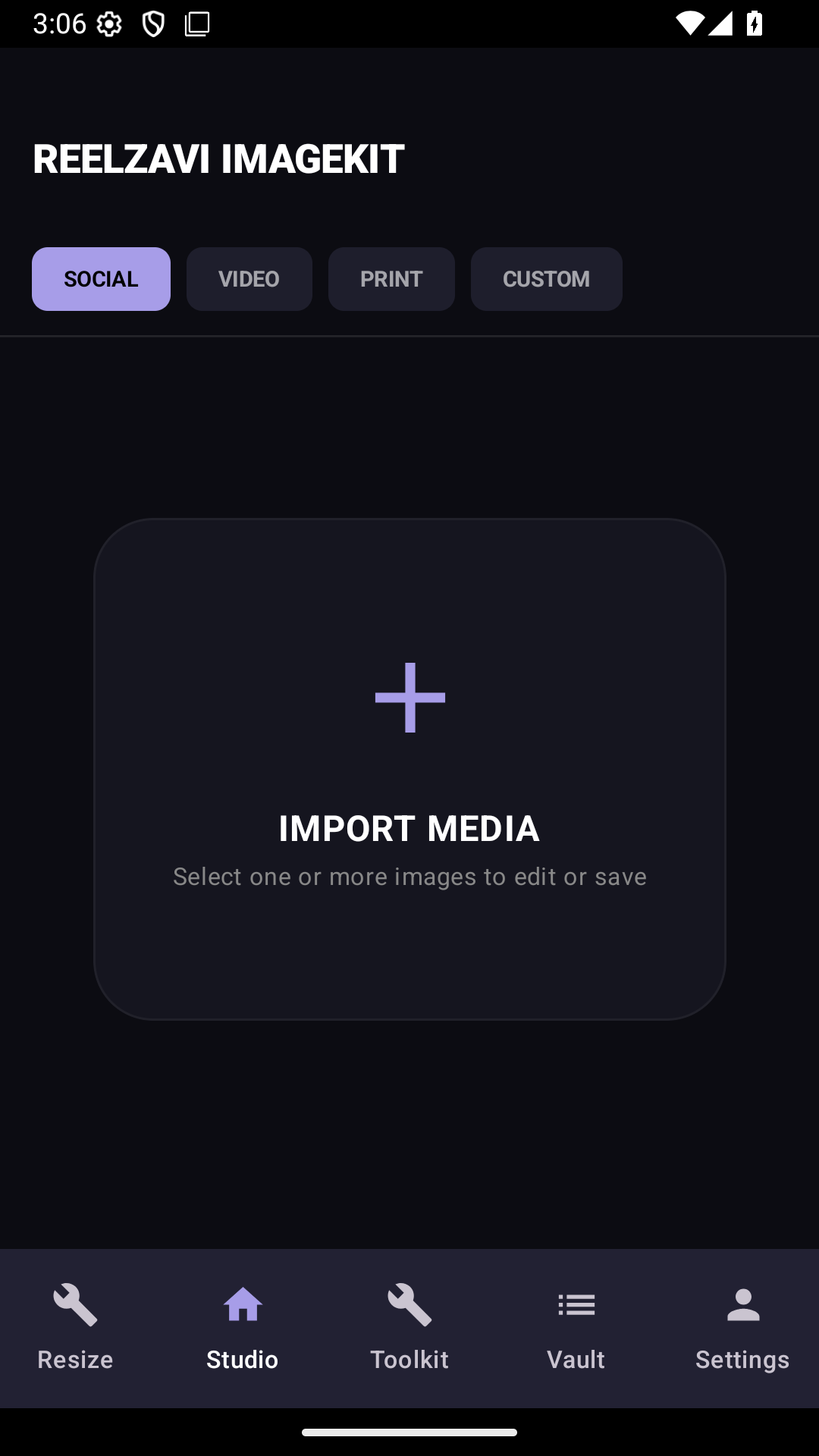 Reelzavi ImageKit home screen